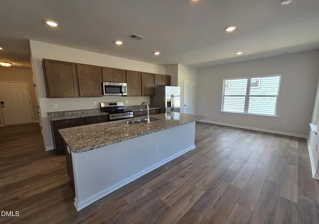 4th image of 128 Oyster Tabby Dr, Lillington, NC 27546 | MLS# 10152181