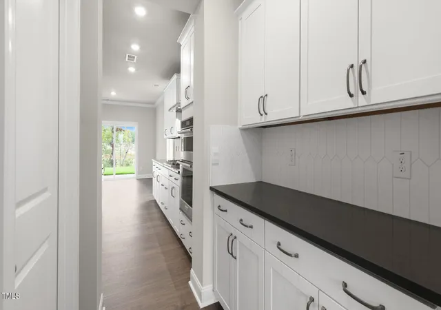 Photo 4 of Single family home for sale at 368 Swift Crk Farm Ln, Clayton, NC 27520 | MLS# 10152251 | Listing updated on 2026-09-20