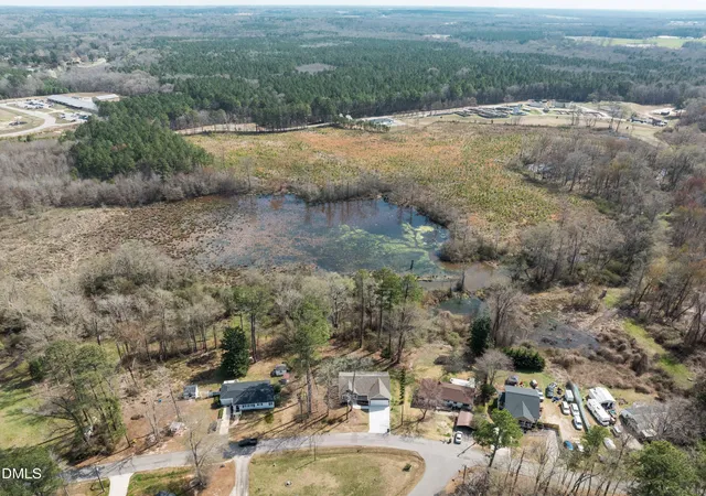 Photo 4 of Single family home for sale at 215 Tanglewood Dr, Louisburg, NC 27549 | MLS# 10152564 | Listing updated on 2026-09-30