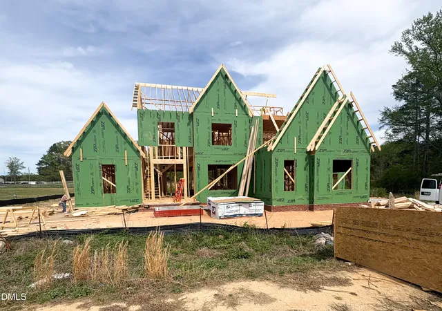 Photo 2 of Sale Pending at 5120 Grist Stone Way, Youngsville, NC 27596 | MLS# 10152525 | Listing updated on 2026-07-18