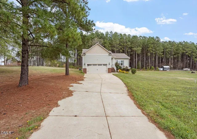 4th image of 165 Turlington Rd, Dunn, NC 28334 | MLS# 10153590