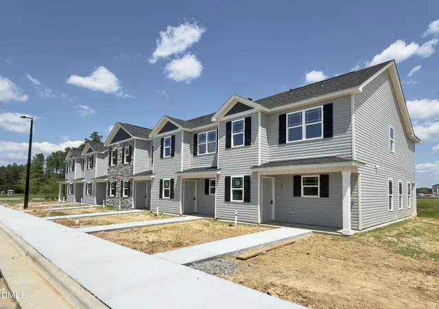 2nd image of 1202 Brookrun Dr, Oxford, NC 27565 | MLS# 10162863