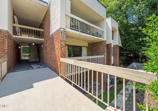 Photo 2 of Condo for sale at 500 Umstead Dr #208, Chapel Hill, NC 27516 | MLS# 10152574 | Listing updated on 2026-09-03