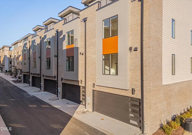 Photo 4 of Townhouse for sale at 1012 Manor Way, Durham, NC 27701 | MLS# 10152753 | Listing updated on 2026-08-26