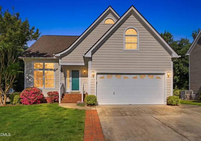 Photo 2 of Sale Pending at 6801 Lynnoak Dr, Raleigh, NC 27613 | MLS# 10160843 | Listing updated on 2026-07-18
