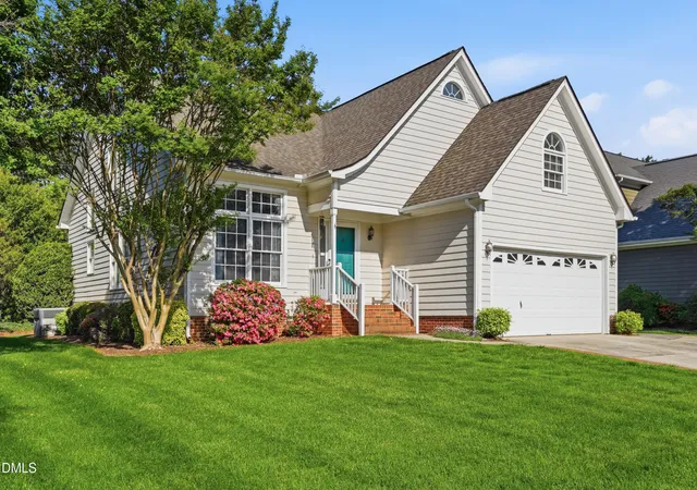 Photo 3 of Sale Pending at 6801 Lynnoak Dr, Raleigh, NC 27613 | MLS# 10160843 | Listing updated on 2026-07-18