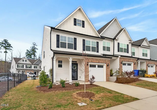 Photo 2 of Townhouse for sale at 1024 Heartstone Way, Durham, NC 27713 | MLS# 10152927 | Listing updated on 2026-09-03