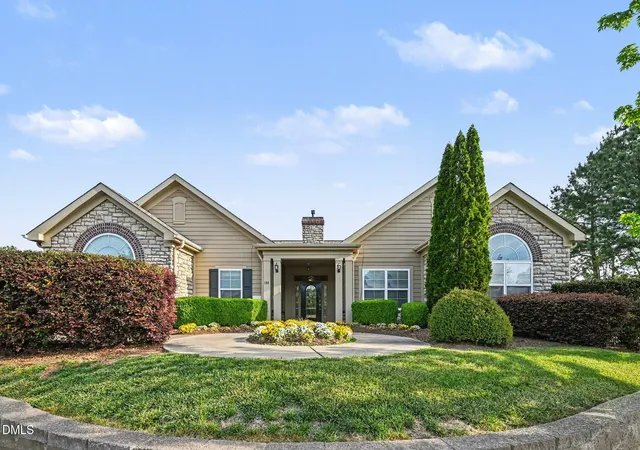 2nd image of 107 Culp Hill Dr, Chapel Hill, NC 27517 | MLS# 10152931