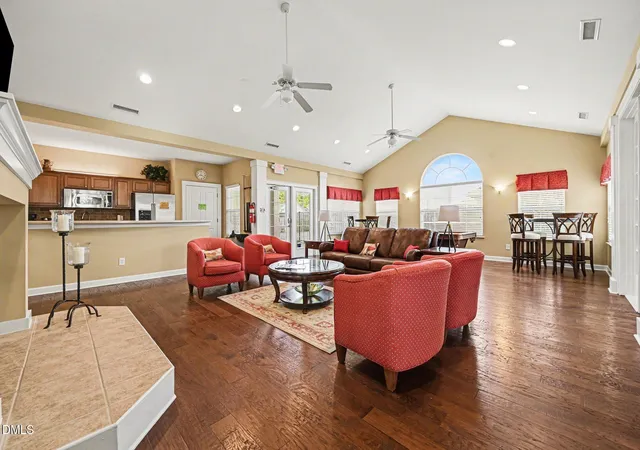 5th image of 107 Culp Hill Dr, Chapel Hill, NC 27517 | MLS# 10152931