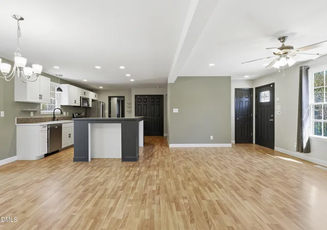 Photo 5 of Single Family Residence at 5522 Pleasant Woods Dr, Mebane, NC 27302 | MLS# 10153691 | | Sold on 2026-05-19