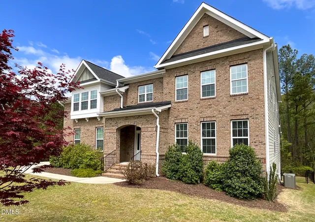 Photo 3 of Sale Pending at 352 Tayside St, Clayton, NC 27520 | MLS# 10157994 | Listing updated on 2026-08-21