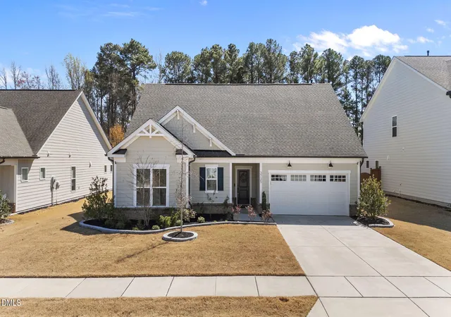 3rd image of 3735 Autumn Crk Dr, Fuquay Varina, NC 27526 | MLS# 10153338