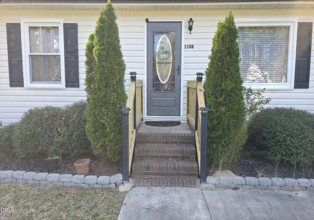 Photo 2 of Single family home for sale at 1108 S 6th Street, Lillington, NC 27546 | MLS# 10153143 | Listing updated on 2026-08-20