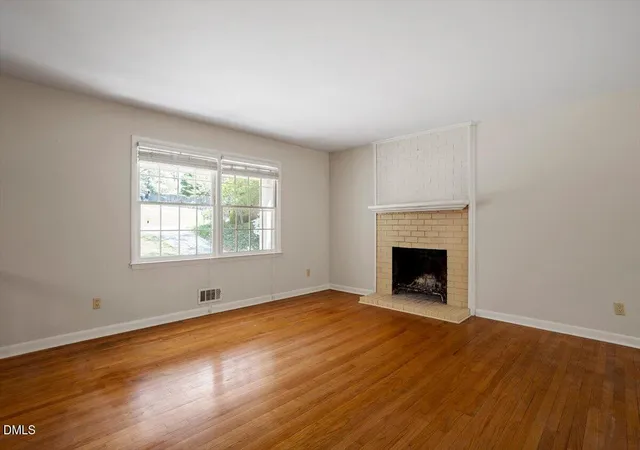 Photo 2 of Sale Pending at 4005 Balsam Dr, Raleigh, NC 27612 | MLS# 10165443 | Listing updated on 2026-07-20
