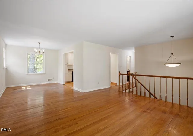 Photo 3 of Sale Pending at 4005 Balsam Dr, Raleigh, NC 27612 | MLS# 10165443 | Listing updated on 2026-07-20