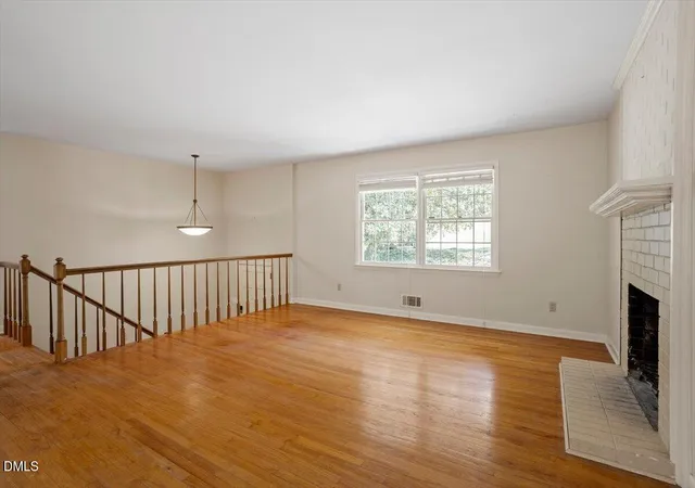 Photo 4 of Sale Pending at 4005 Balsam Dr, Raleigh, NC 27612 | MLS# 10165443 | Listing updated on 2026-07-20