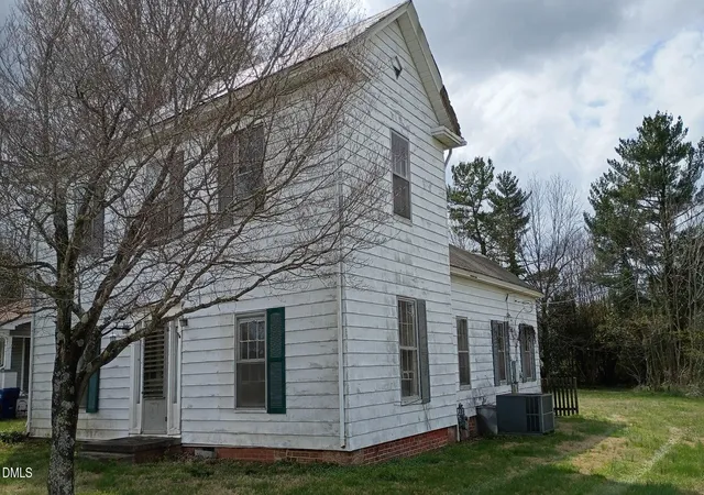 image of 325 N Asheboro St, Liberty, NC 27298 | MLS# 10153380