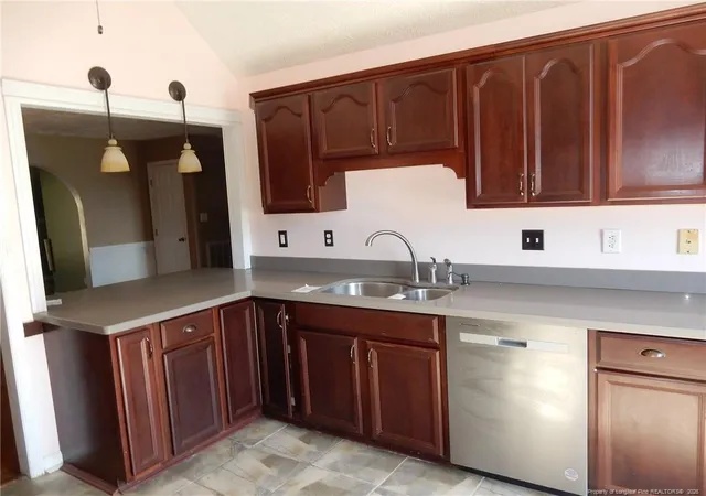 Photo 5 of Sale Pending at 345 Barefoot Rd, Fayetteville, NC 28306 | MLS# 758892 | Listing updated on 2026-07-18