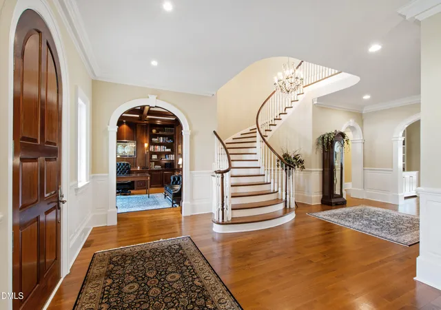 Photo 4 of Sale Pending at 440 Drummond Dr, Raleigh, NC 27609 | MLS# 10154803 | Listing updated on 2026-08-22