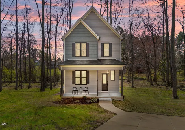 Photo 1 of Single family home for sale at 204 Cardinal Court, Oxford, NC 27565 | MLS# 10153381 | Listing updated on 2026-10-13
