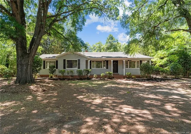 Homes for sale in Broadway, NC | 521 S Main St, Broadway, NC 27505 | MLS# 759020