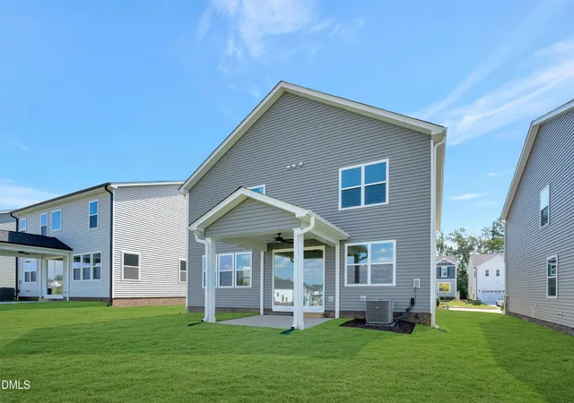 Photo 3 of Single family home for sale at 264 Yellow River Way, Garner, NC 27529 | MLS# 10153343 | Listing updated on 2026-10-07