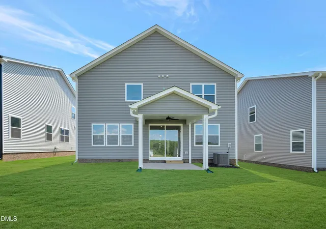 Photo 4 of Single family home for sale at 264 Yellow River Way, Garner, NC 27529 | MLS# 10153343 | Listing updated on 2026-10-07