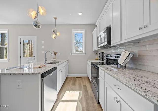 Photo 4 of Single family home for sale at 206 Cardinal Ct, Oxford, NC 27565 | MLS# 10153402 | Listing updated on 2026-07-18