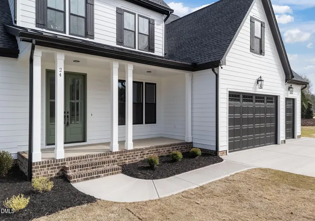 Photo 3 of Sale Pending at 24 Ln Farms Way, Holly Springs, NC 27540 | MLS# 10154291 | Listing updated on 2026-09-09