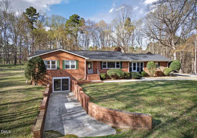 Photo 3 of Sale Pending at 4316 Erwin Rd, Durham, NC 27705 | MLS# 10153844 | Listing updated on 2026-07-18