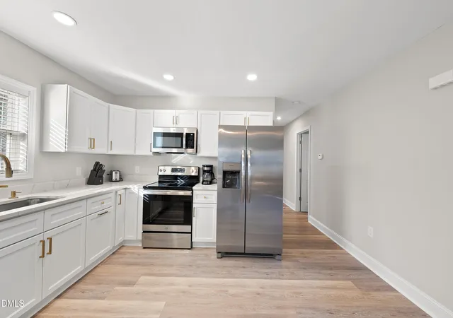 Photo 5 of Single family home for sale at 705 Gray Ave, Durham, NC 27701 | MLS# 10166358 | Listing updated on 2026-08-19