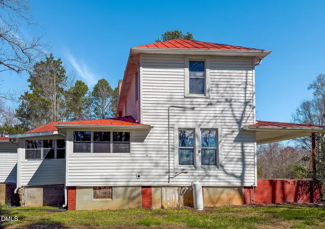 Homes for sale in Roxboro, NC | 1557 Gentry Ridge Rd, Roxboro, NC 27574 | MLS# 10153972