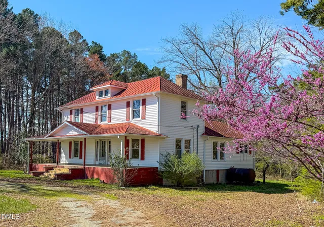 Homes for sale in Roxboro, NC | 1557 Gentry Ridge Rd, Roxboro, NC 27574 | MLS# 10153972