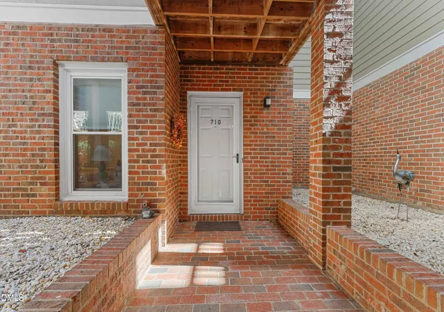 2nd image of 710 Springfork Dr, Cary, NC 27513 | MLS# 10154165
