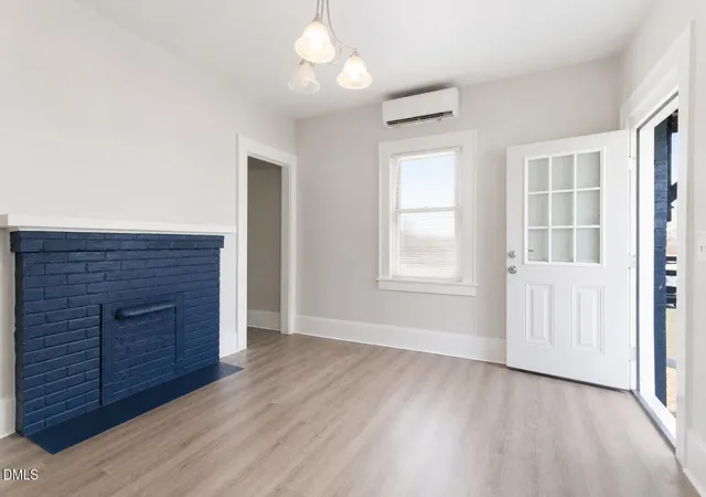4th image of 204 W Holt St, Burlington, NC 27217 | MLS# 10153785