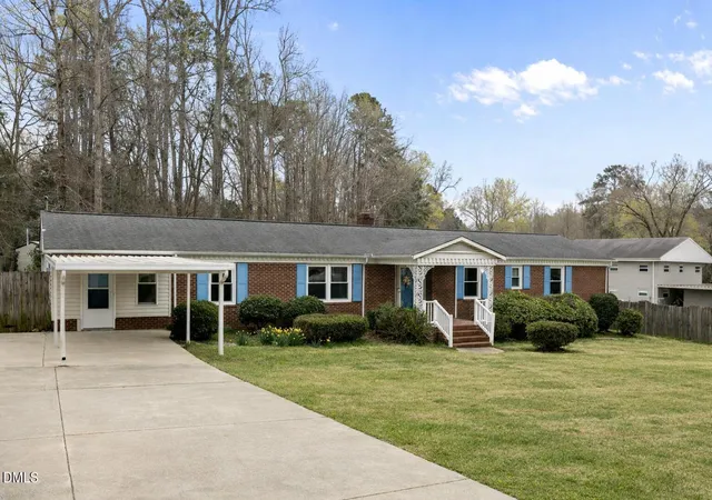 Photo 3 of Single family home for sale at 637 Buck Jones Rd, Raleigh, NC 27606 | MLS# 10154047 | Listing updated on 2026-07-27