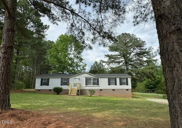 1st image of 141 Abbott Crossings Ln, Henderson, NC 27537 | MLS# 10173759