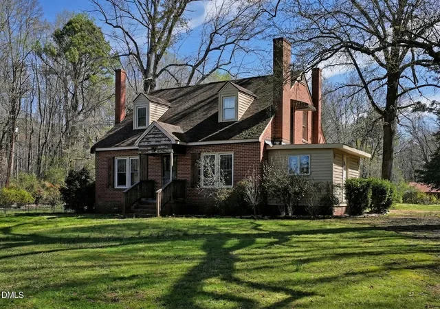 2nd image of 2510 Siler City Snow Camp Rd, Siler City, NC 27344 | MLS# 10155938
