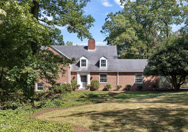 Homes for sale in Chapel Hill, NC | 401 Laurel Hill Rd, Chapel Hill, NC 27514 | MLS# 10154602