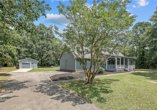 3rd image of 6062 Midus St, Hope Mills, NC 28348 | MLS# 759268