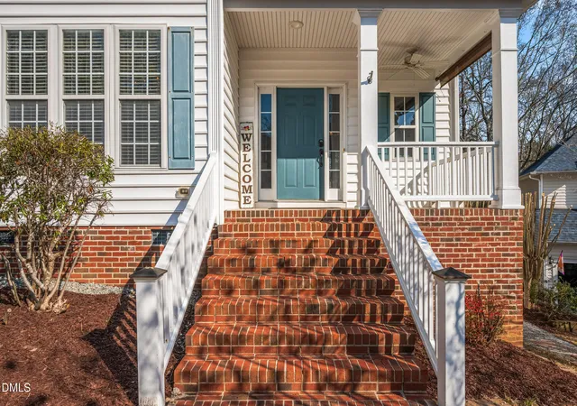 Photo 3 of Sale Pending at 103 Bowers Ln, Cary, NC 27519 | MLS# 10154504 | Listing updated on 2026-08-28