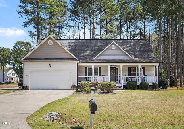 Photo 2 of Sale Pending at 11 Cashew Ln, Smithfield, NC 27577 | MLS# 10154745 | Listing updated on 2026-10-01