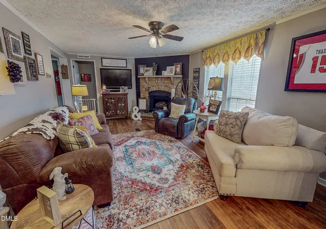 Homes for sale in Roxboro, NC | 313 Oakdale Dr, Roxboro, NC 27574 | MLS# 10162883
