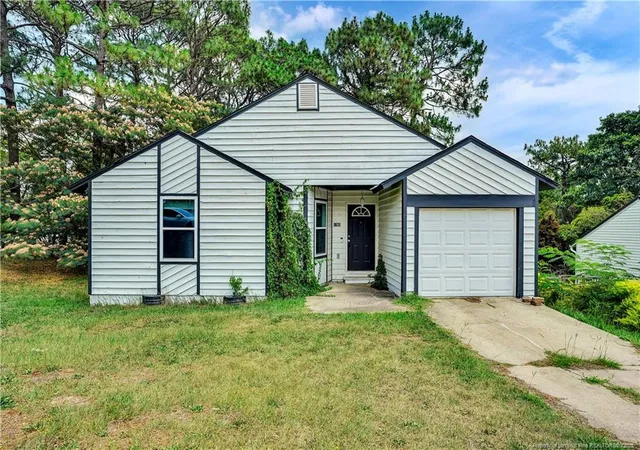 Photo 2 of Single family home for sale at 1783 Arrow Ridge Way, Fayetteville, NC 28304 | MLS# 759131 | Listing updated on 2026-07-18