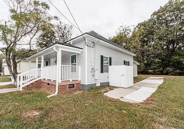 Photo 3 of Sale Pending at 708 E Highland Ave, Rocky Mount, NC 27801 | MLS# 10154835 | Listing updated on 2026-09-07