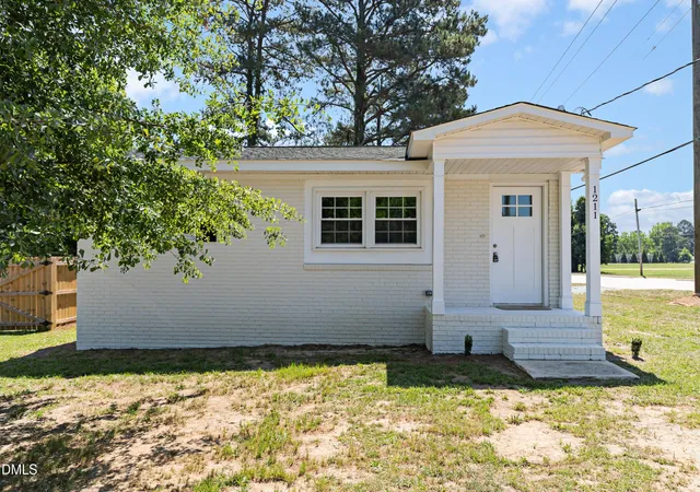 2nd image of 1211 S 1st St, Lillington, NC 27546 | MLS# 10154987