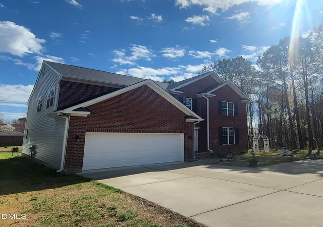 Photo 3 of Single family home for sale at 104 Barbee, Morrisville, NC 27560 | MLS# 10154878 | Listing updated on 2026-07-18