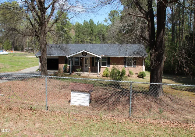Photo 2 of Single family home for sale at 822 Clayton Rd, Durham, NC 27703 | MLS# 10156751 | Listing updated on 2026-09-15