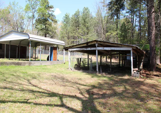 Photo 4 of Single family home for sale at 822 Clayton Rd, Durham, NC 27703 | MLS# 10156751 | Listing updated on 2026-09-15