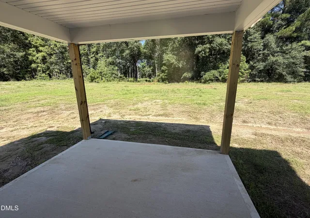 Photo 2 of Single family home for sale at 32 Zambezi Ct, Zebulon, NC 27597 | MLS# 10154920 | Listing updated on 2026-09-04